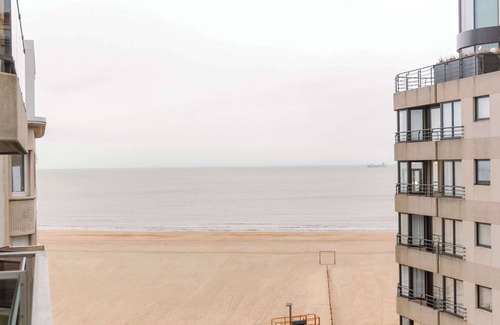 Albertstrand Apartment | Huswell - Seaside Luxury Retreat in Knokke-Heist