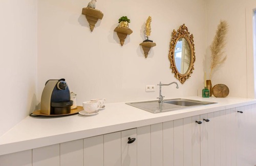 Historical Center Bruges Apartment | Huswell - Stylish studio in the heart of Bruges