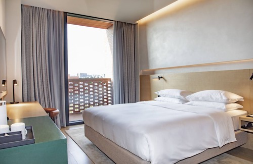 Changjiang County Hotel | Hyatt Place Jingdezhen Taoxichuan