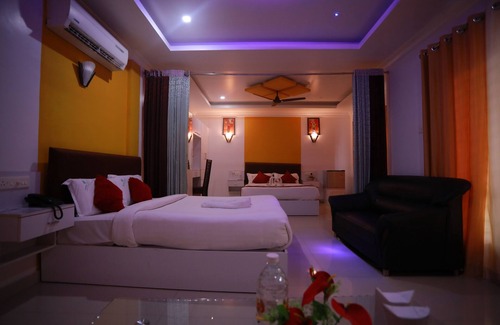 Athirapally Hotel | Hydel Palace