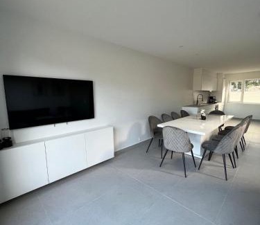 Ny Hellesund House | Hytte på sørlandet