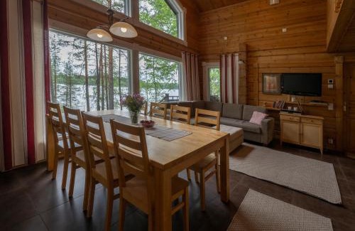 Ahtari House | Hyvölän Mökit