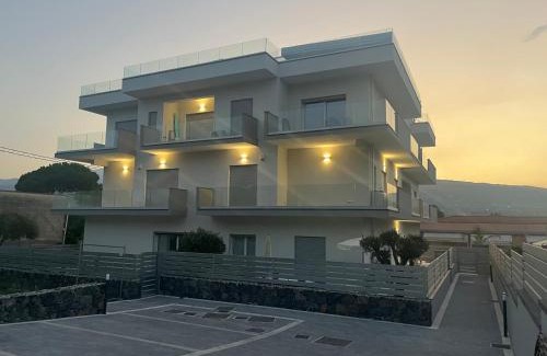 Fondachello Apartment | I Siciliani beach house