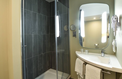 Maladiere Hotel | ibis Dijon Centre Clemenceau