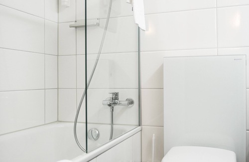 Horgen District Hotel | ibis Zurich Adliswil