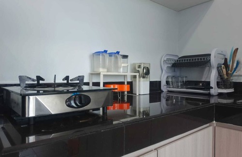 Jakarta Apartment | CGK airport transfer, 24H security-CCTV, early check-in* & late check-out*. T&C