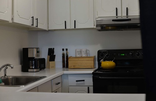 Mehlville Condo | ★ Ideal for Families and Business Professionals ★