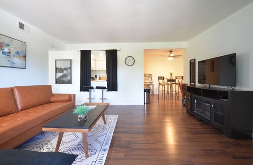 Mehlville Condo | ★ Ideal for Families and Business Professionals ★