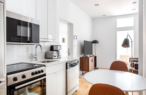 Nolita Apartment | Ideal Nolita 1BR w/W/D, near SoHo and 6 train, by Blueground