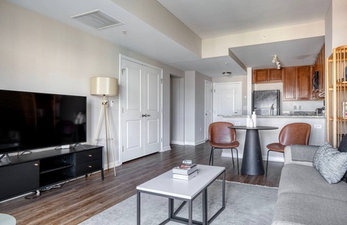 North Bethesda Apartment | Ideal North Bethesda 1BR w/Rooftop Courtyard, nr Metro, by Blueground