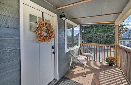 Buckley Apartment | Ideally Located Buckley Apartment with Balcony!