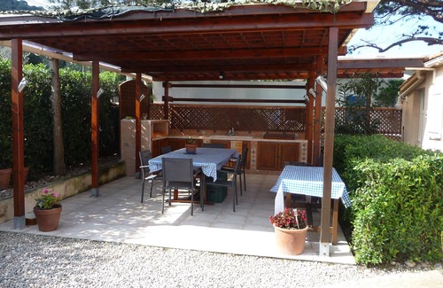 Verghia House | Ideally located creek 50m away, famous Argent beach 500m away, close to the forest.