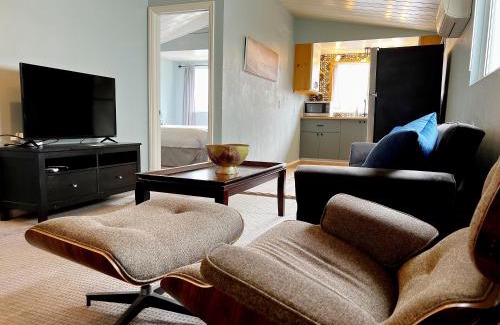 Point Loma Heights Apartment | Idyllic 1BR APT in Ocean Beach