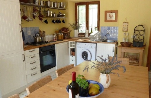 Montefalcone Appennino Cottage | Idyllic character cottage set in landscaped garden with a private pool