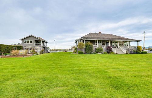 Tacoma Apartment | Idyllic Enumclaw Studio with Mount Rainier Views