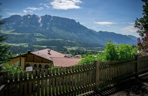 Niederndorferberg House | Idyllic house with wonderful panorama of the Alps