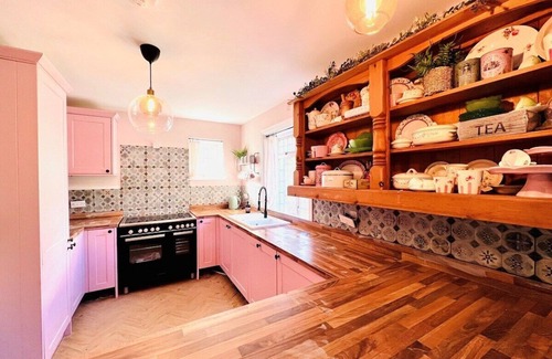 Pontsticill Apartment | Idyllic Location | Great for Groups