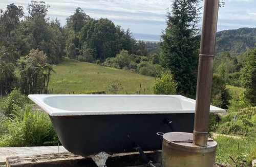 Karamea House | If you Into the Great out Doors This is the Place for you