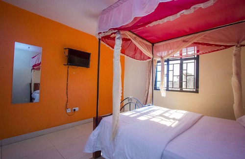 Kitui Hotel | Igloos Resort