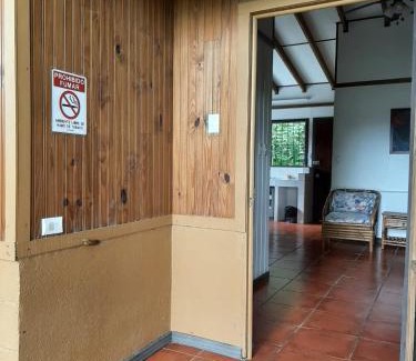 Hatillo Hotel | Iguana Libre
