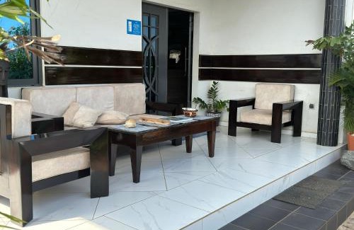 Ouidah House | ilé-ifè GUESTHOUSE OUIDAH