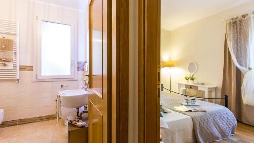 Pieve a Elici Villa | IL CILIEGIO SUL LAGO 6, Emma Villas