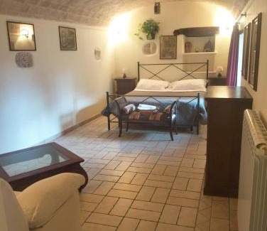 Calascio Apartment | il cortile