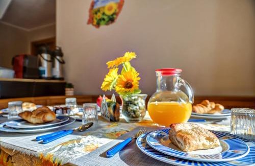 Donnas Bed & Breakfast | Il Girasole Bed and Breakfast