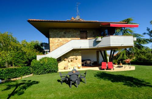 San Quirico d'Orcia Apartment | Il Melograno - San Quirico d'Orcia