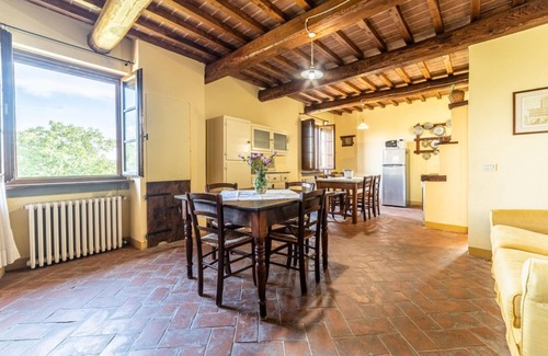 Marciano della Chiana Apartment | "Il Querciolo" Apartment "Frutteti" for 8+2 people in a farmhouse in Valdichiana, in the herat of Tuscany