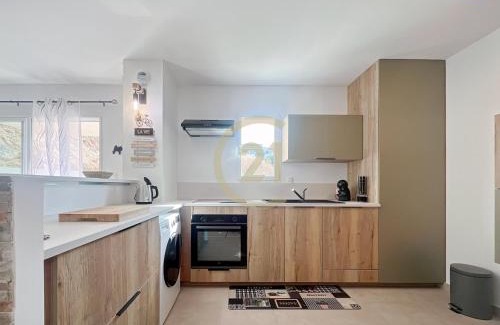 L'Ile-Rousse Apartment | Ile Rousse T2 proche centre-ville