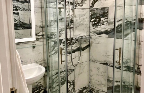 Seven Kings Hotel | Ilford Hotel Goodmayes