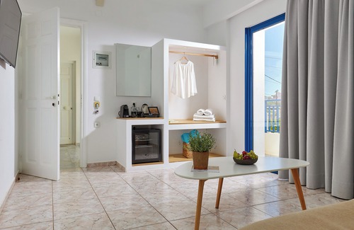 Kato Gouves Apartment | Ilios Suites