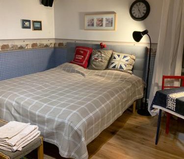 Kokkola Apartment | Ilmastoitu vierassviitti - Villa Roosa