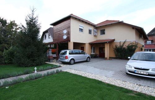 Komarom Apartment | Ilona Apartmanház