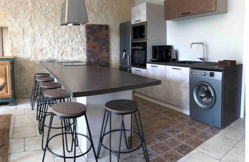 Rauzan House | Ilot Vignes Rauzan Gîte near Saint-Émilion/8 air-conditioned rooms/8 bathrooms