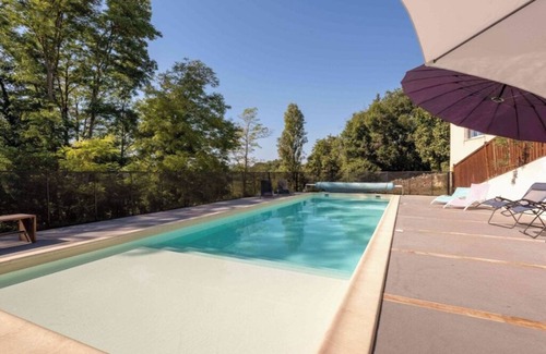 Rauzan House | Ilot Vignes Rauzan Gîte near Saint-Émilion/8 air-conditioned rooms/8 bathrooms