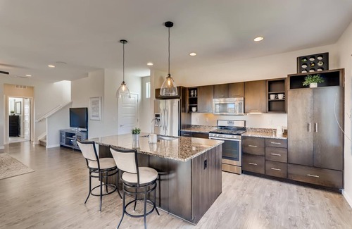 Northridge House | Immaculate 3 bedroom house in Highlands Ranch