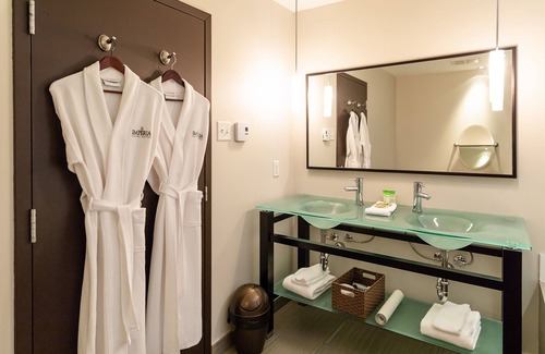 Saint-Eustache Hotel | Imperia Hotel and Suites