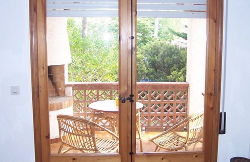 Pals Villa | Imposing 4 bedroom villa with pool, 10 mins walk from sea