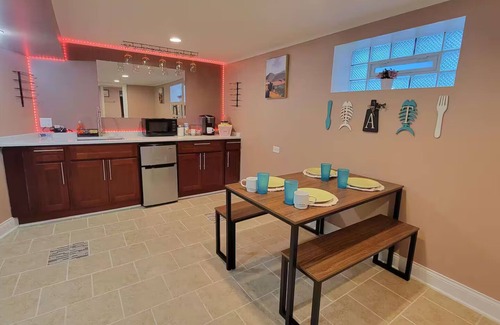 Washington Heights House | In Chicago, Near Beverly & Evergreen Park Home