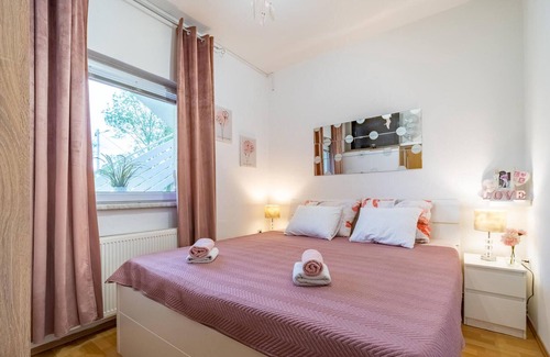 Brinje House | In quiet and beautiful nature welcomes you this beautiful and spacious vacation home in Brinje.