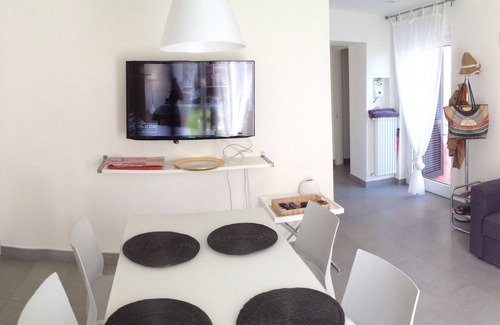 La Foce Apartment | In the Early Twentieth Century Villa With Garden and sea View Apartment in La Spezia