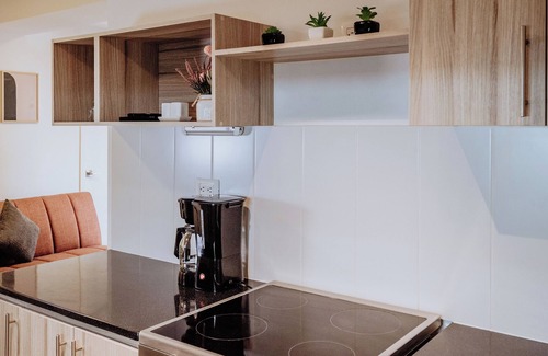 Zona 4 Apartment | In the heart of Zone 4!