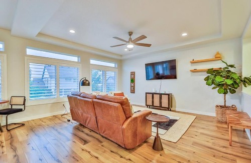 Herriman House | In the HEART of Herriman! RENT this entire HOME!