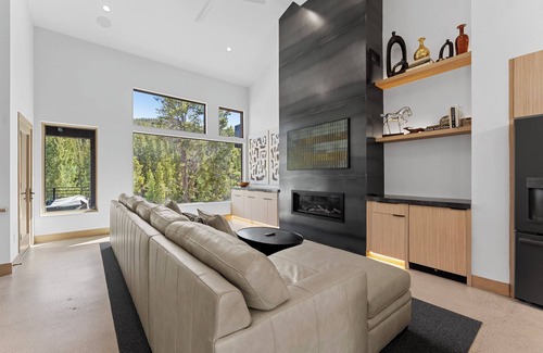 River Run Villa | Ina's Way Townhomes, Unit D