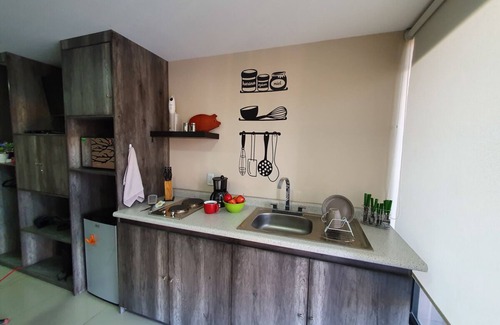 Ciudad Lopez Mateos Apartment | INCREDIBLE PREMIUM SUITE! 2 MINUTES FROM TEC! S10