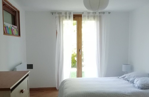 Viuz-la-Chiesaz Apartment | independent 68m2 apartment with large private garden