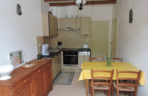 Ustou Apartment | Independent apartment in house in beautiful stone