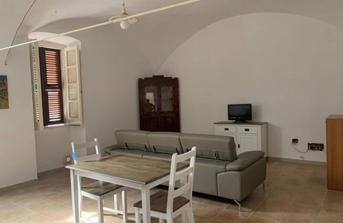 Pozzomaggiore House | Independent house in Pozzomaggiore (SS) complete with all services